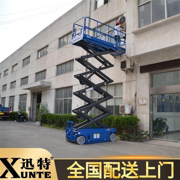  電瓶式液壓升降機(jī)