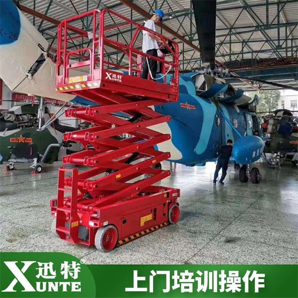 優(yōu)質(zhì)全自動(dòng)液壓升降機(jī)